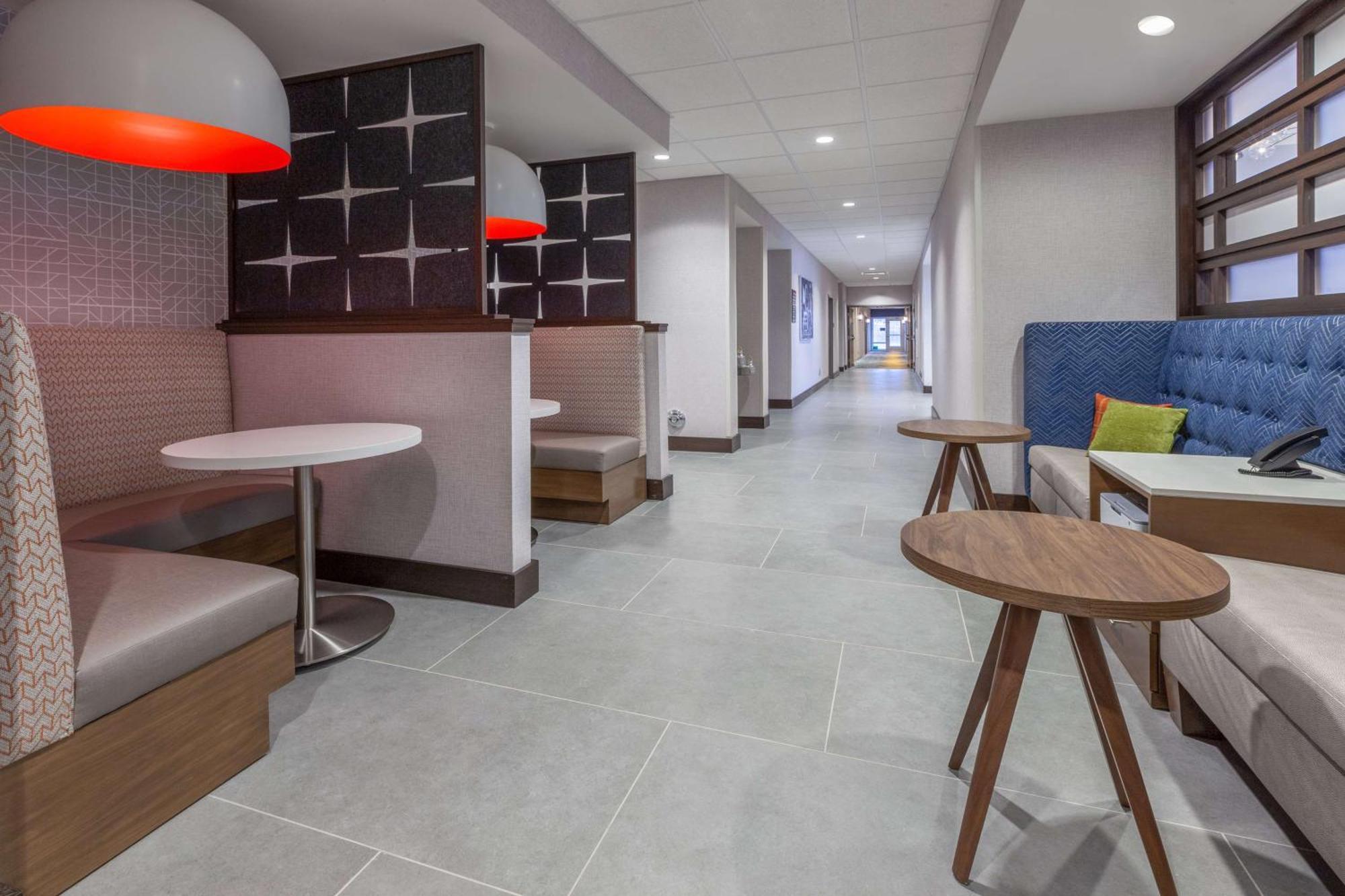 Hampton Inn & Suites Bloomfield Hills Detroit エクステリア 写真